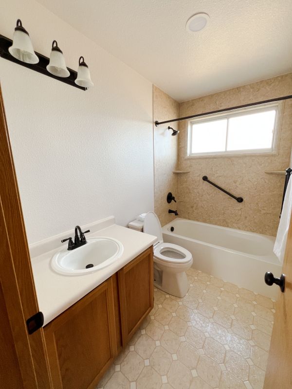 Top Bathroom Remodeling Companies in Manhattan, KS